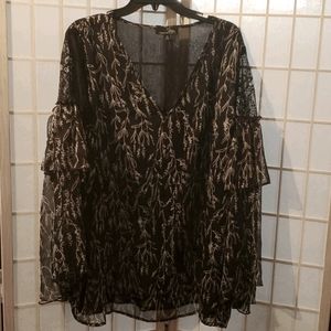 Black/White Floral Print Blouse